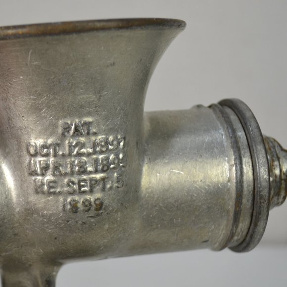 Antique Victorian cast iron Universal Meat Grinder & Food Chopper USA NO .3 - Picture 4 of 6